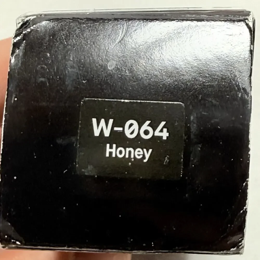 Bobbi Brown Skin Long Wear Weightless Foundation SPF15 W-064 Honey 1 oz/ 30 ml